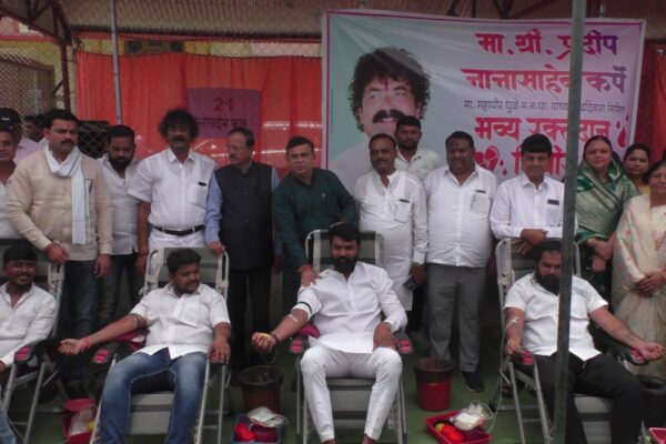 धुळ्यातील आरोग्य शिबिरास उदंड प्रतिसाद, हजारोंवर उपचार