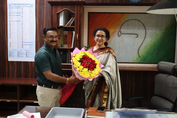 धुळ्याच्या नूतन जिल्हाधिकारी भाग्यश्री विसपुते यांनी पदभार स्वीकारला