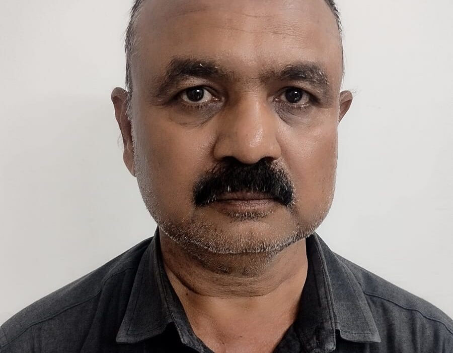 जात प्रमाणपत्र मिळवून देण्यासाठी मागितली लाच, लाच घेताना पंटर रंगेहाथ ताब्यात